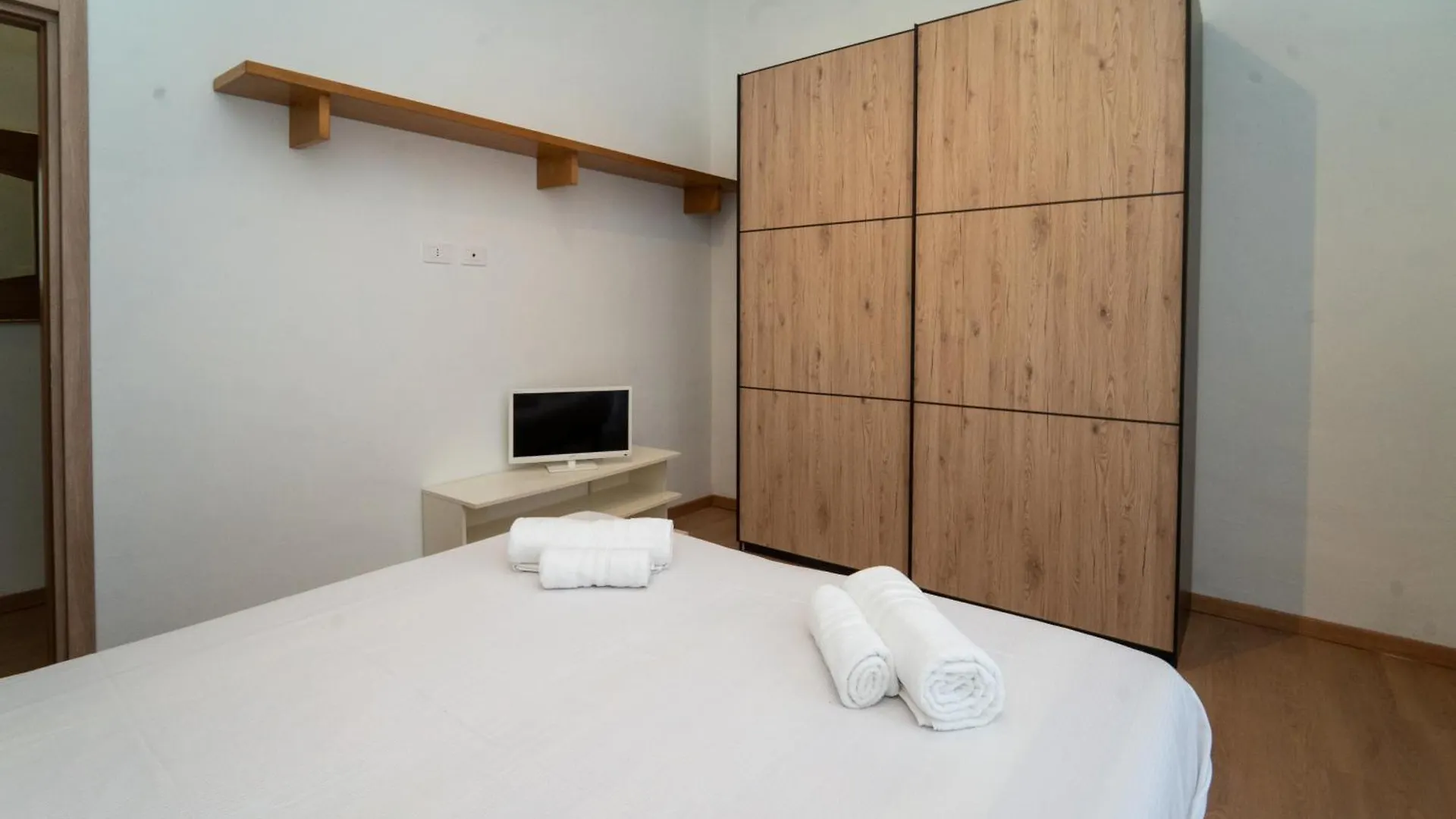 Apartment Milano-Niguarda District Mediolan